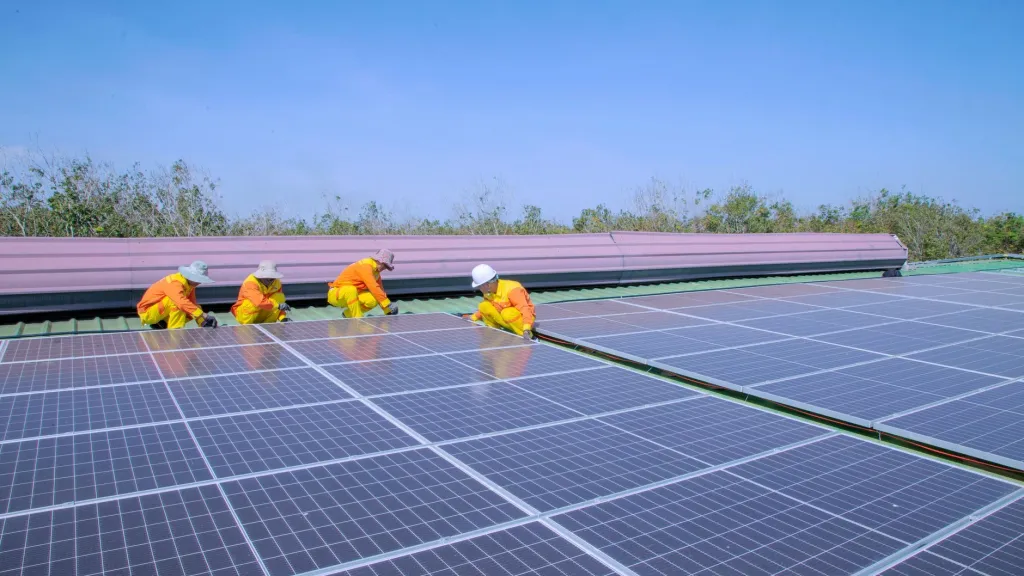 Aydın'da Solar Carport Kurulum Süreci ve ADM Elektrik Onayı — güneş enerjisi